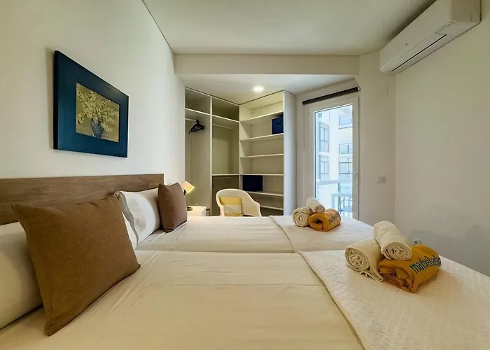 Valdecantos 6b- Front Line Harbour