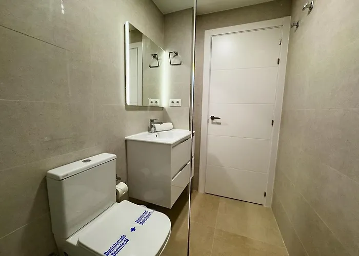 Valdecantos 6b- Front Line Harbour Apartment *
