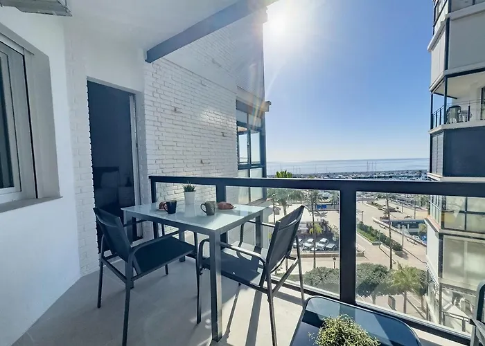 Valdecantos 6b- Front Line Harbour Apartment *